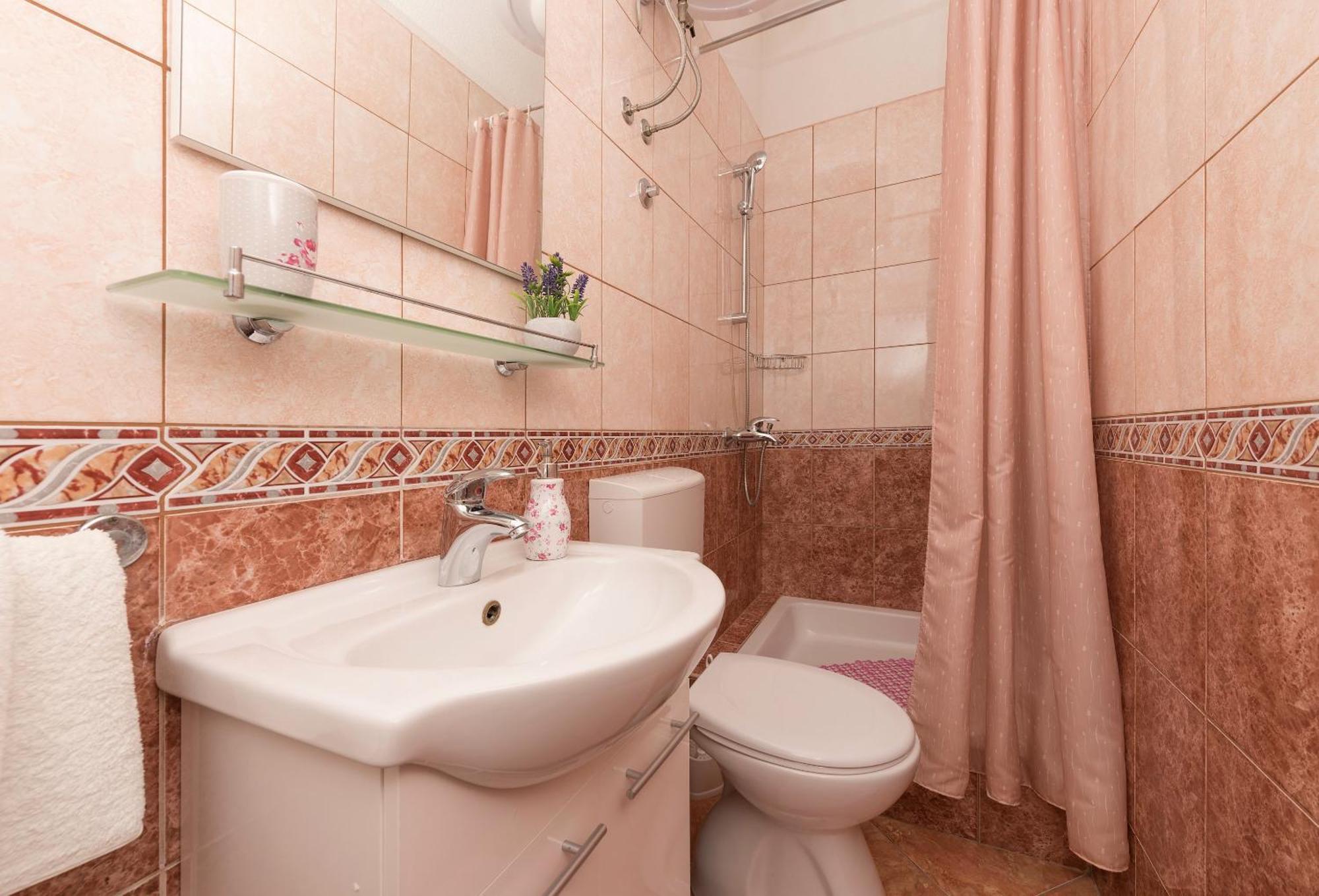 Apartments Luce Baška Voda Pokoj fotografie